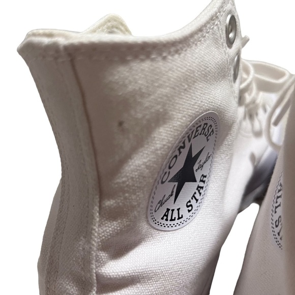 Converse Chuck Taylor All Star Lugged Sole High Top Sneaker White Size 9.5 - Picture 11 of 11